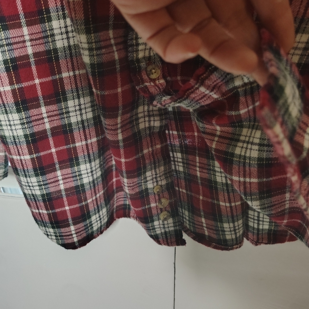 Eddie Bauer Vintage Flannel Red and Black Plaid Button Down Shirt Large - Picture 4 of 4